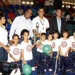 Inefi juega