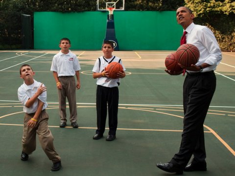 obama-kids-basketball