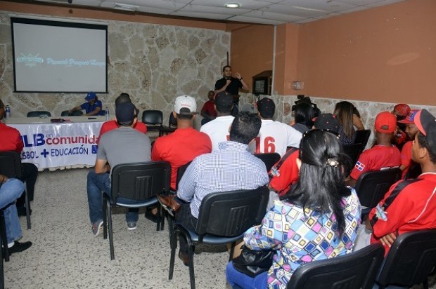 Charla MLB