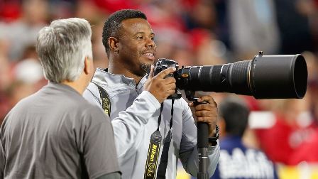 Ken Griffey Jr PI CH.vresize.1200.675.high.67