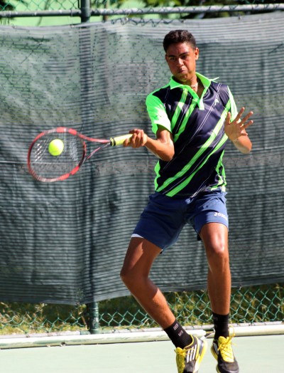 Jose-Olivares-entrena