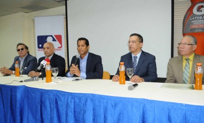 MLB escuela