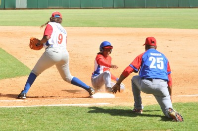 Beisbol femenino se alista para cita internacional